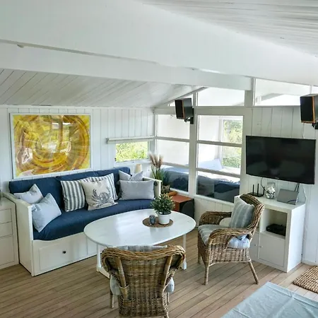 Perfect Location For Couples And Small Families Semesterbostad