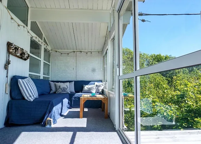 Дом отдыха Perfect Location For Couples And Small Families *